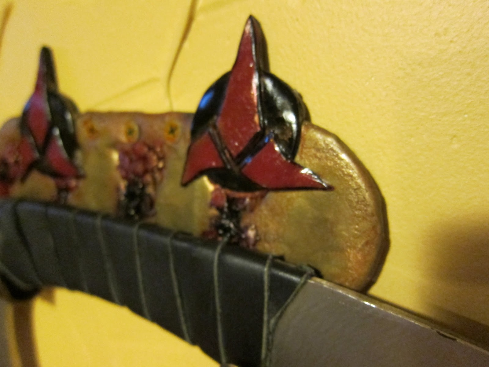 Creative Sprinkle: Bat'leth Display Rack: a study in texture