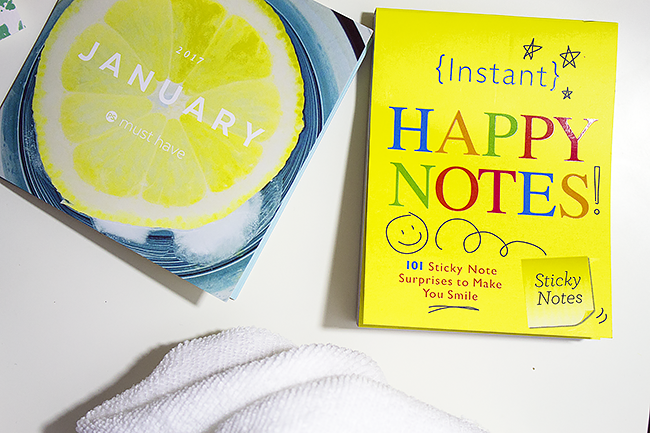 Sourcebooks Inc Instant Happy Notes in POPSUGAR Must Have Box