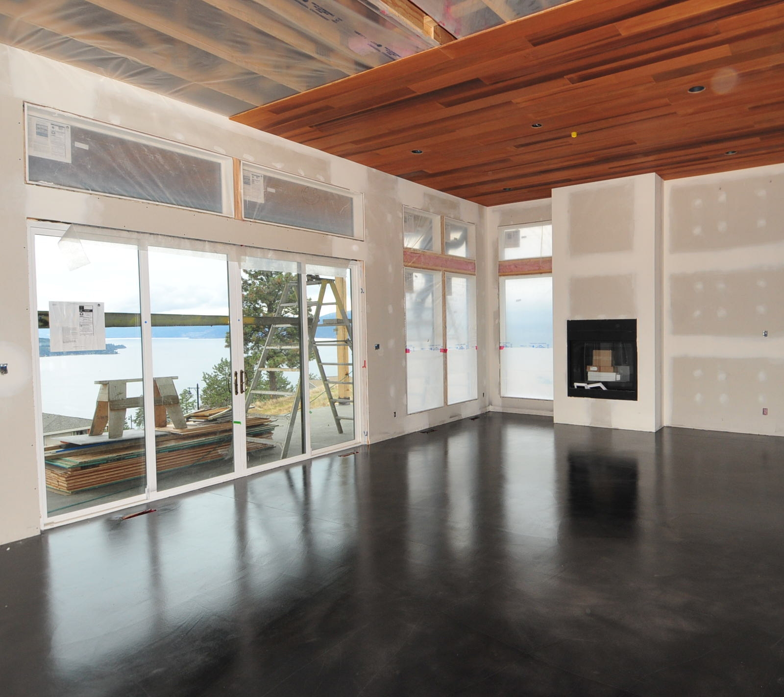 floor+ +stained+concrete+overlay+3