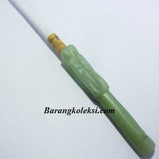 pipa rokok asli Batu giok, batu giok asli, natural batu giok, pipa batu giok, batu giok anti racun, koleksi pipa rokok, pipa rokok, barnag koleksi, barang mistik, pusaka bertuah, khasiat batu giok,