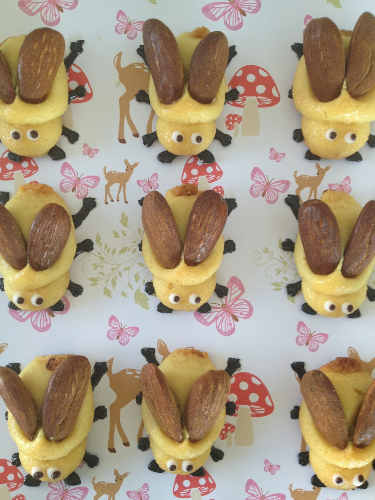 Ladybird Cookies Food No Bake Desserts Desserts ladybird-cookies-food-no-bake-desserts-desserts