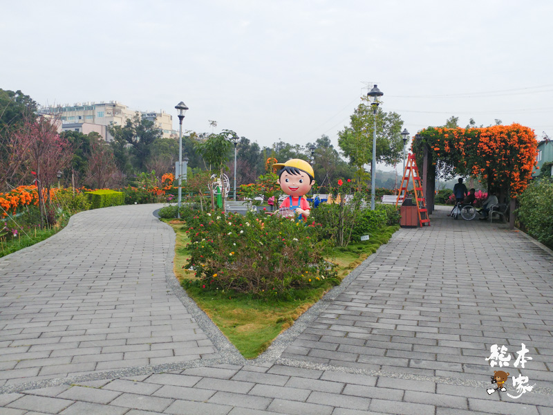 鶯歌永吉公園IG網美景點|炮仗花、櫻花齊登場還有3D立體彩繪步道