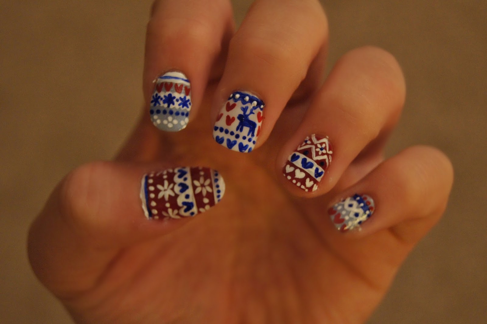 Aztec Triangle Nails with Revlon Nail Art Expressionist | The Blondielocks  | Life + Style