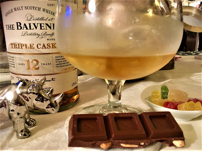 The Balvenie - Triple Cask - The Balvenie triple cask - Whisky - Güisqui - Whiskey - ONU - Soldados a caballo - Zara - Miguelañez - Chocolates Valor - el gastrónomo - Real Madrid