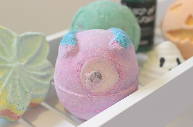 Lush Monsters Ball Bath Bomb Lush Monsters Ball Bath Bomb Review