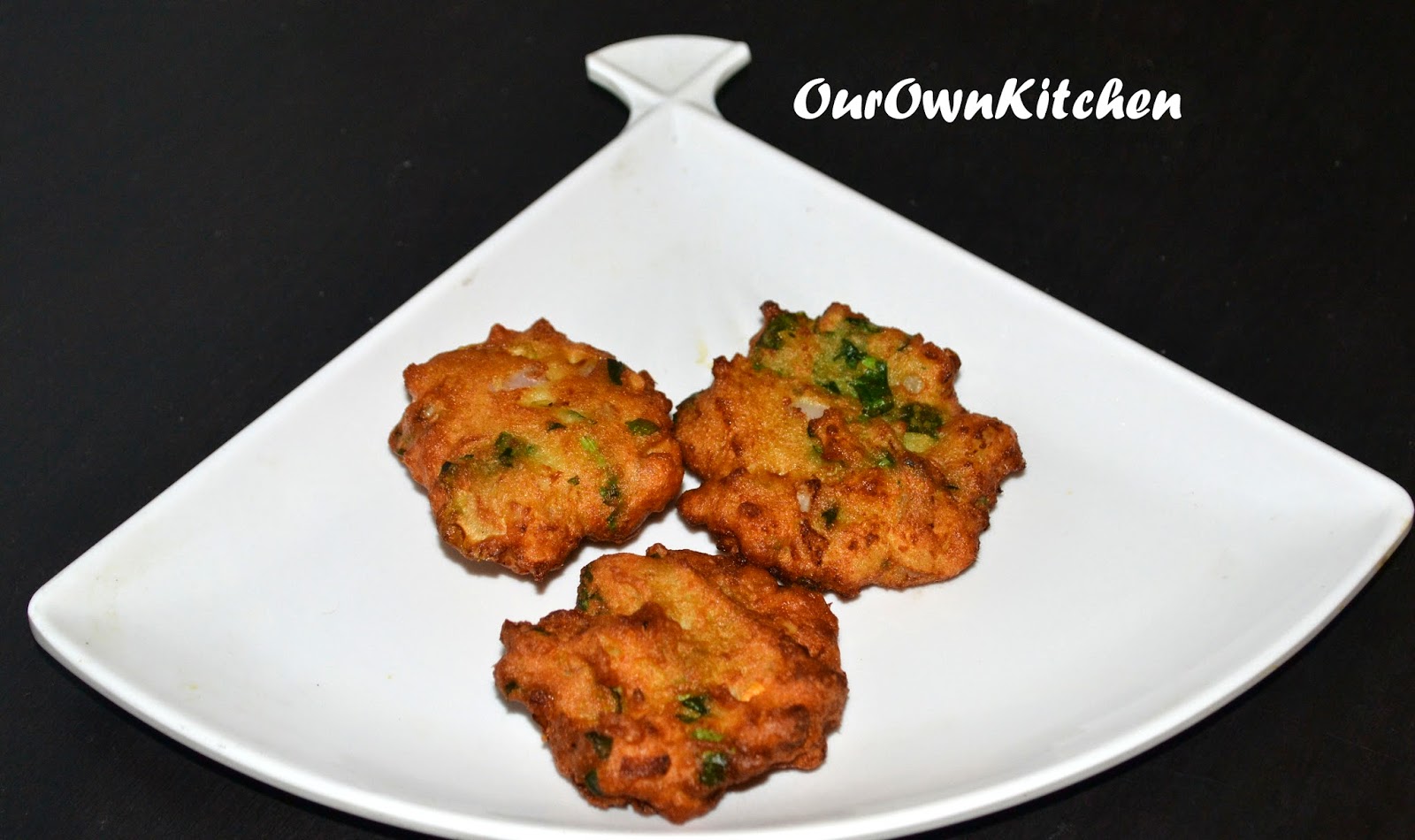 Murungaikai Vadai / Drumstick vada (patti) Our Own Kitchen