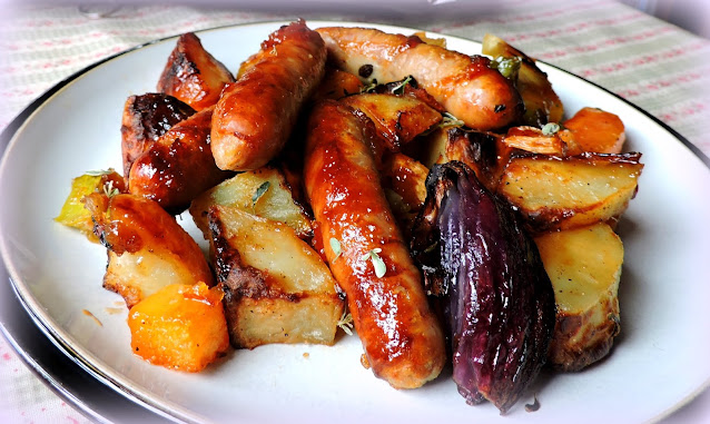 Sticky Sausage Tray Bake