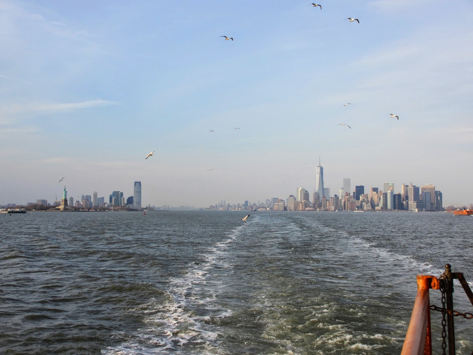 Experimentando o STATEN ISLAND FERRY, o melhor cruzeiro gratuito de Nova Iorque | EUA
