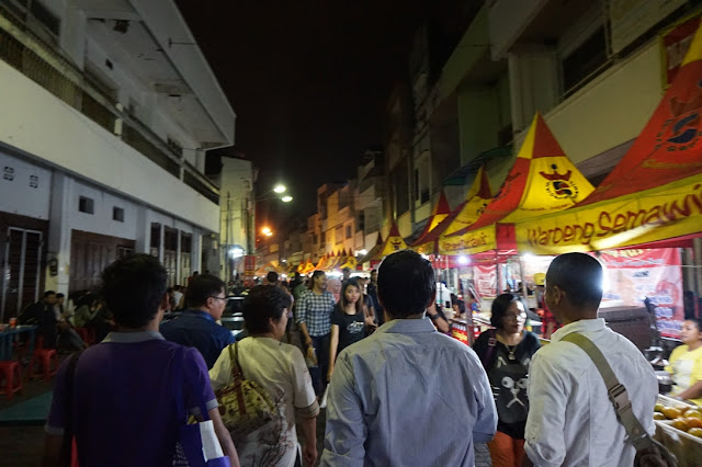 Pasar malam Semawis