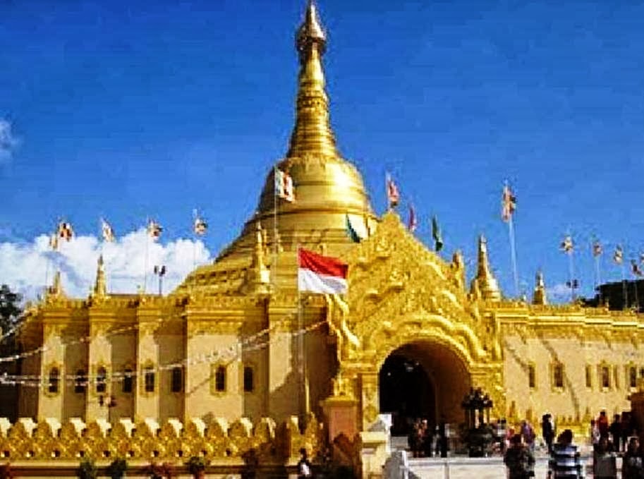  JENDELA  INFO KITA  Pagoda Taman Lumbini Brastagi