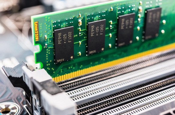PENGERTIAN RAM PADA KOMPUTER & DAFTAR HARGA RAM | HARDWARE ... PENGERTIAN RAM PADA KOMPUTER & DAFTAR HARGA RAM | HARDWARE ...