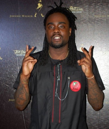 Nigerian American Rapper Wale Disgraced After Attacking DJ At Nitro ...