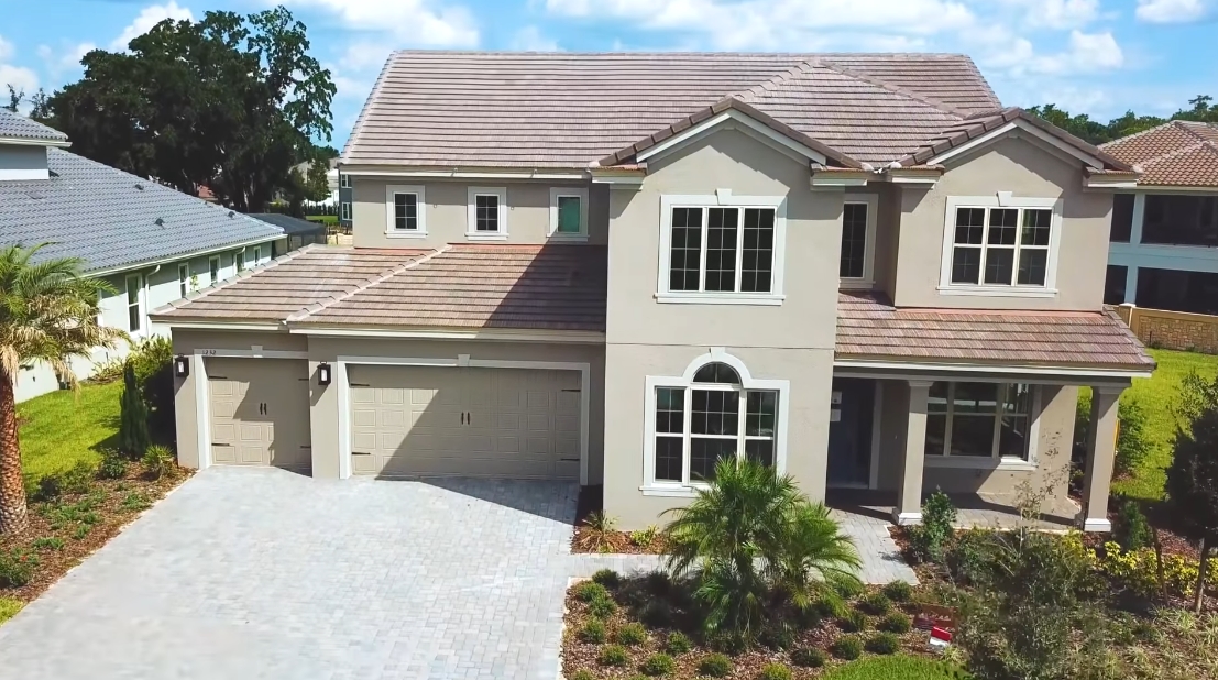 Tour Windermere, FL New Home vs. 22 Interior Design Photos