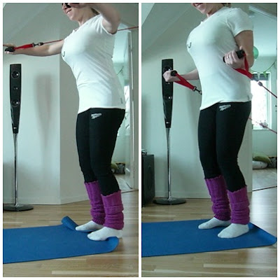 gummiband+br%C3%B6st+och+biceps - Gummibandet och jag = ett bra team