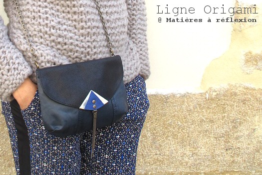 Pochette Origami bleue et noire