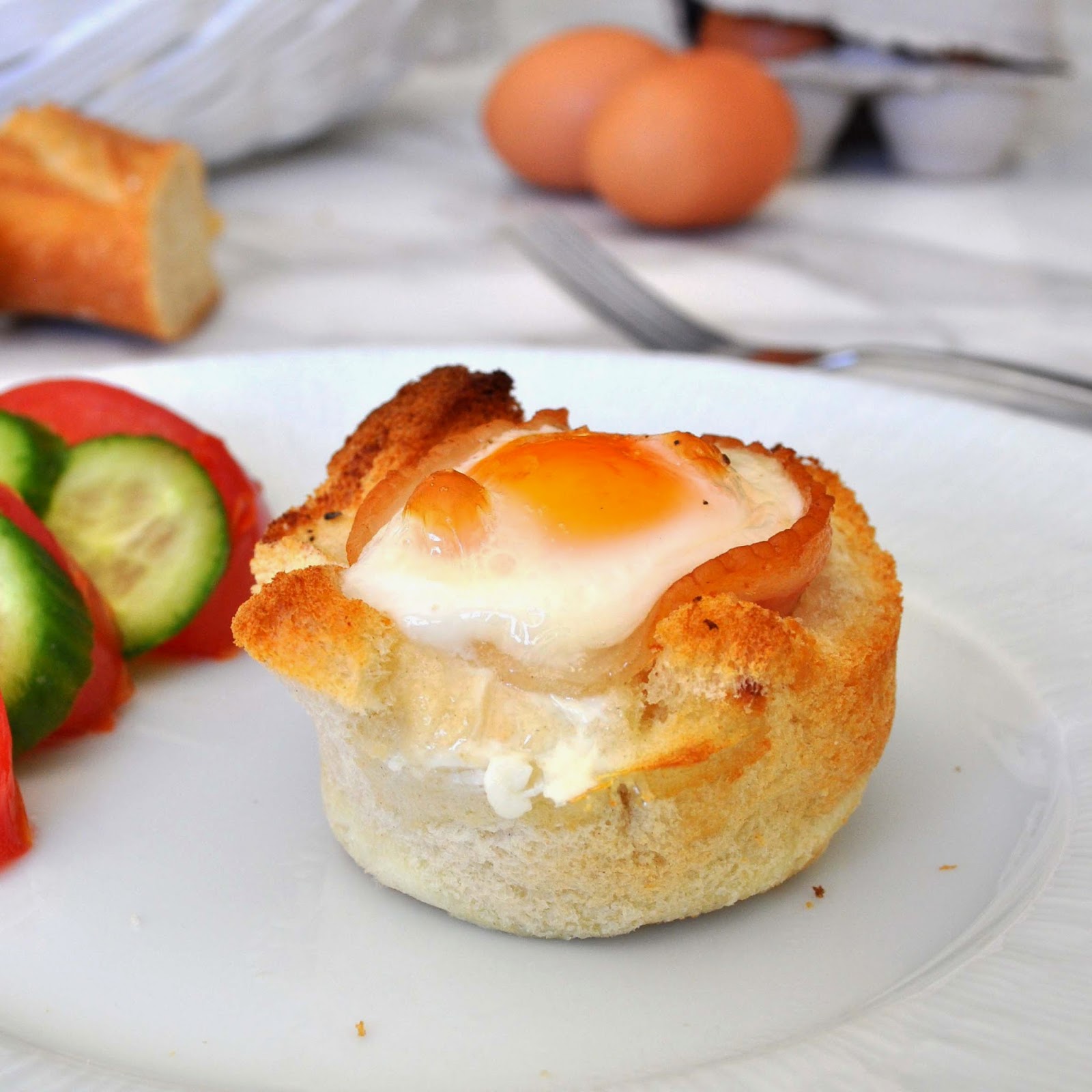 Cooking with Manuela Baked Cheesy Bread Cups filled with Eggs and Pancetta