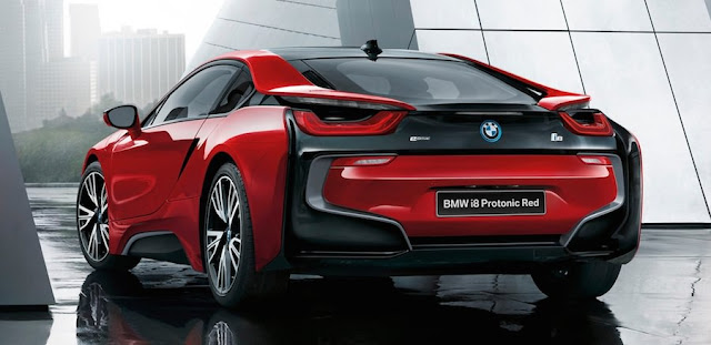 BMW i8 セレブレーション・エディション・プロトニック・レッド 日本