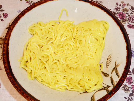 【シマダヤ】冷し中華 スープでほぐすだけ 流水麺（りゅうすいめん） 醤油味 国産黒酢使用