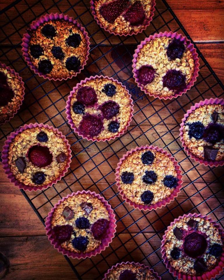 Toi en la Cocina Receta Muffins de Avena Banana y Frutos Rojos