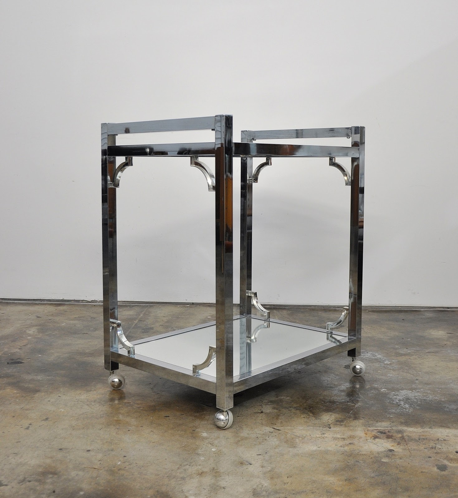 SELECT MODERN Hollywood Regency Chrome and Glass Mirrored Rolling Bar