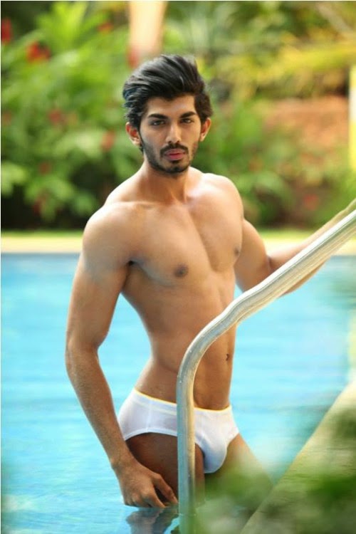 Nude Bollywood Men 43