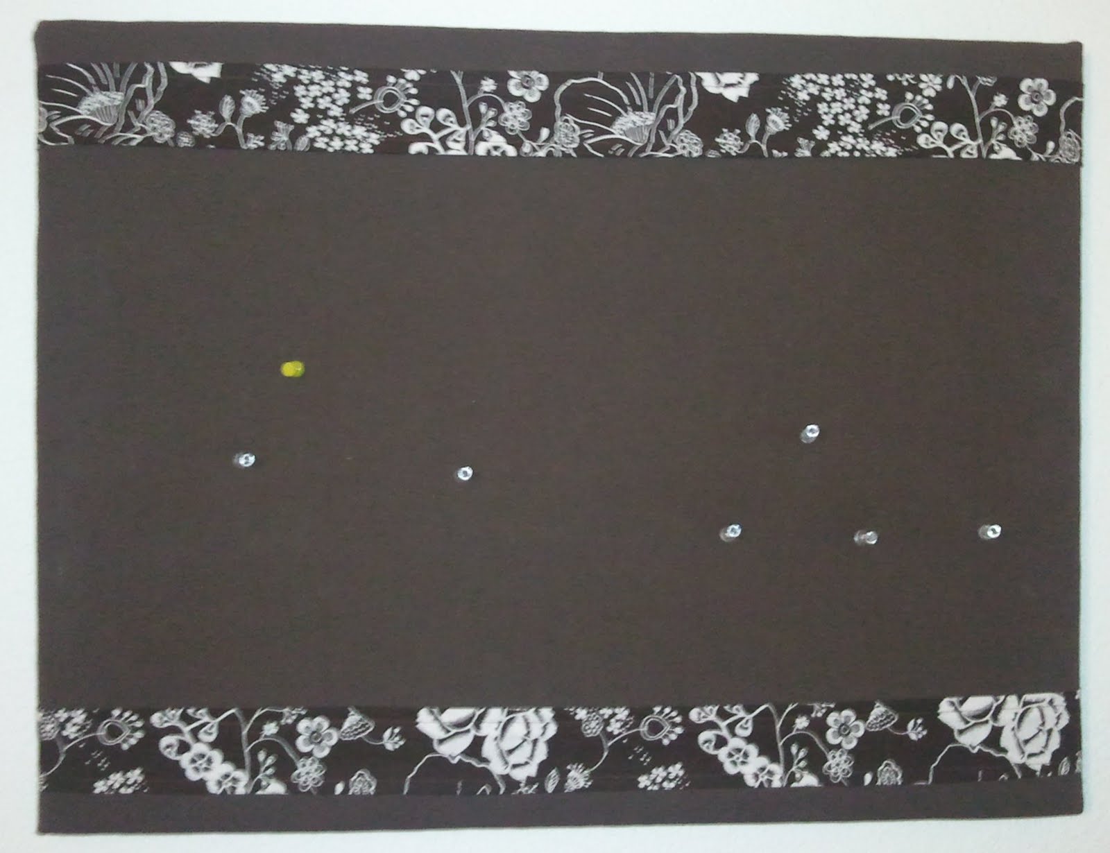 A 100 flower pattern was