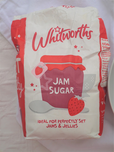 Cherry Bakewell Pancakes – Whitworths Sugar