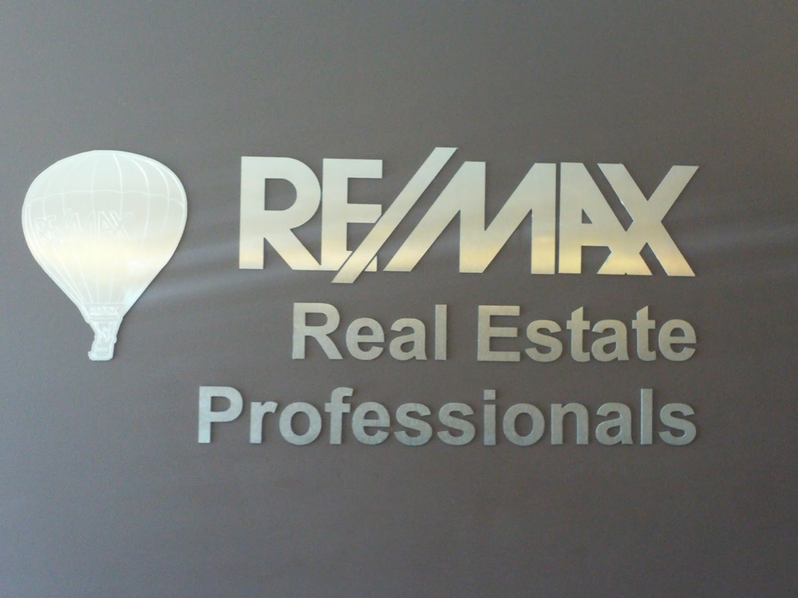 RE/MAX Real Estate DeWitt of Greater Lansing Michigan Best Realtor