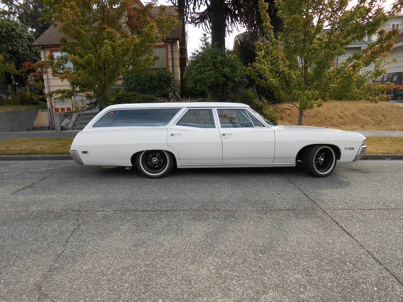 Seattle's Parked Cars: 1968 Chevrolet Impala Wagon