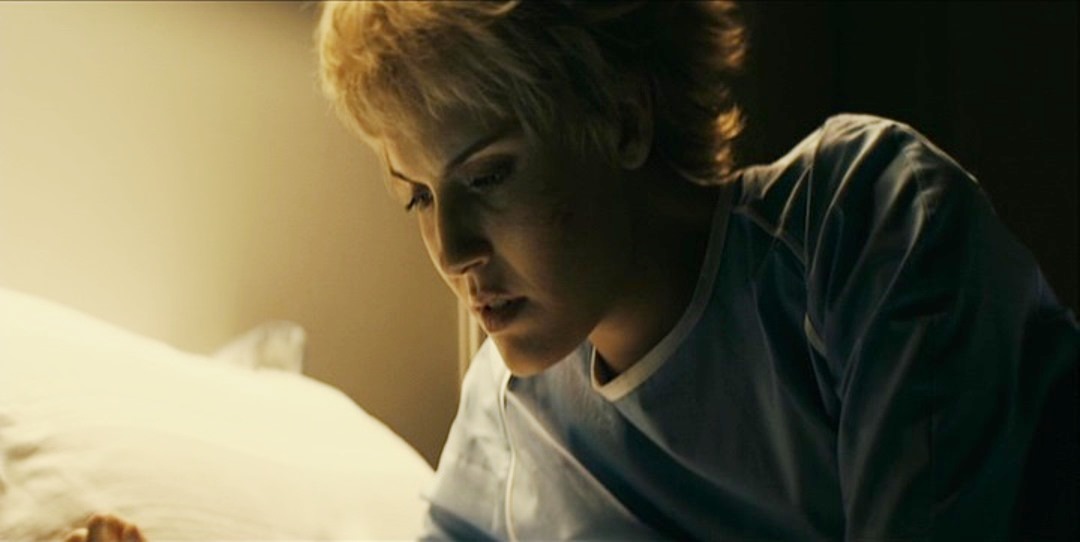 anne solenne hatte agent movie and tv screencaps lockout 2012 directed by anne solenne hatte agent movie and tv screencaps lockout 2012 directed by