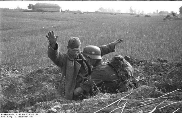 German troops operating across the Dnepr River 2 September 1941 worldwartwo.filminspector.com