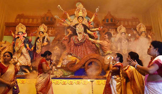 Maha Sasthi 2018,Maha Saptami 2018,Maha Ashtami 2018,Maha Nabami 2018,Bijaya Dashami 2018,durga puja 2018,2018 durga puja date, durga puja images, durga puja photo,durga puja picture,durga puja wallpaper,durga puja wishes, durga puja festival, durga puja pandal