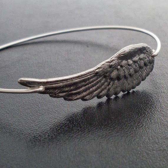 This Crazy Life...Michelle Underwood Designs Frosted Willow Giveaway!