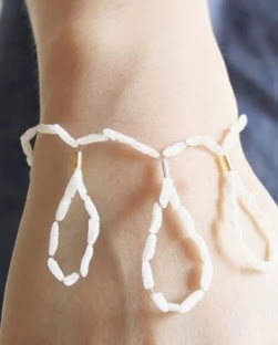 http://translate.googleusercontent.com/translate_c?depth=1&hl=es&rurl=translate.google.es&sl=en&tl=es&u=http://onelmon.com/blog/2013/03/rice-beads/&usg=ALkJrhiGCabIXxZtYG6PiAo0IrNAHJejcw