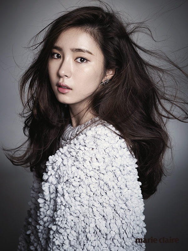 twenty2 blog: Shin Se Kyung in Elle Korea and Marie Claire Korea ...