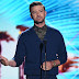 Justin Timberlake delivers inspiring acceptance speech at the Teen Choice Awards thumbnail