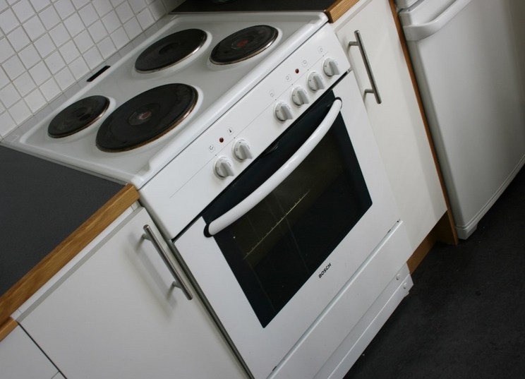 Diffe Types Of Modern Kitchen Stoves Homeebiz Diffe Types Of Modern Kitchen Stoves