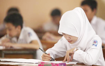  Kali ini admin akan membagikan materi UNBK SMP tahun  UNBK 2019 Bahasa Indonesia (Materi, Soal, Kunci Jawaban, dan Pembahasan)