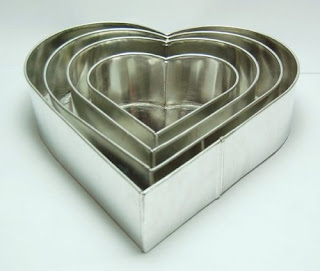 Constructed of aluminium 4 tier heart multilayer wedding cake pans 6 8 10 12 inches Constructed of aluminium 4 tier heart multilayer wedding cake pans 6 8 10 12 inches