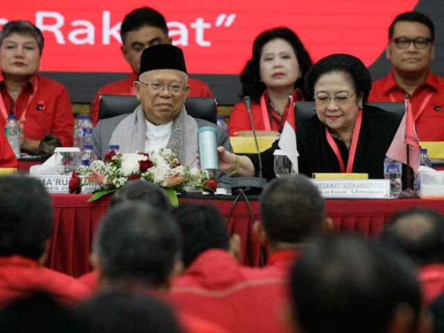 PDIP Nilai Ma'ruf Amin Ulama Besar, Tak Mungkin Hatinya Dibutakan Kekuasaan PDIP Nilai Ma'ruf Amin Ulama Besar, Tak Mungkin Hatinya Dibutakan Kekuasaan