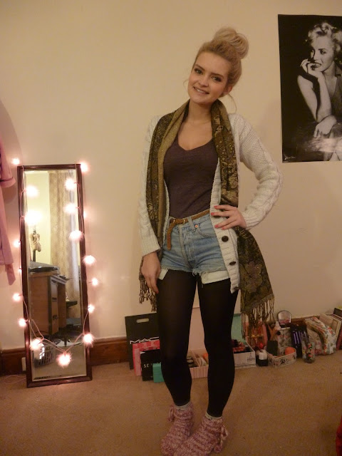 Meg's Boutique: Comfy & Cosy: Casual Outfit Post