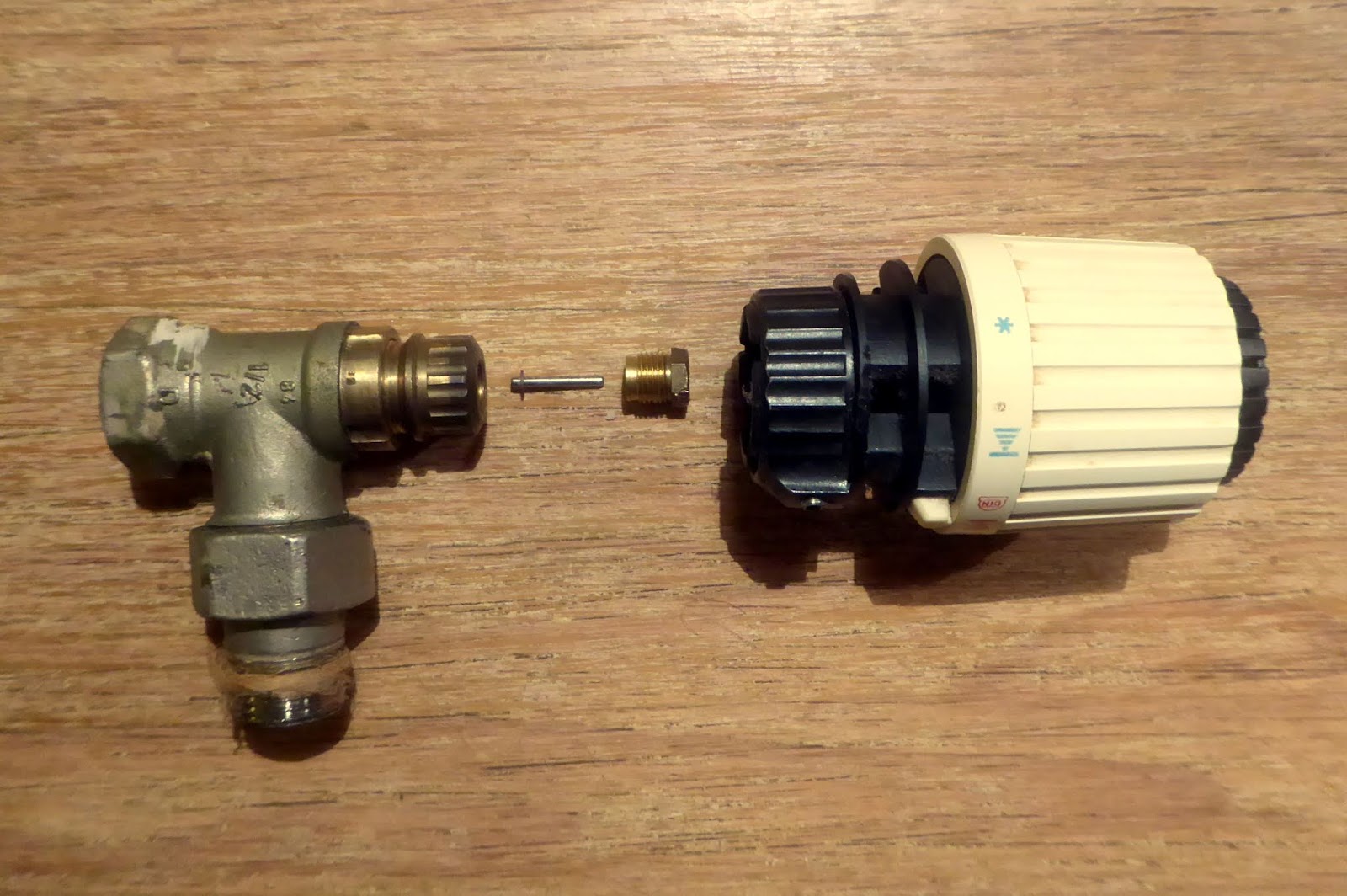 Hysterisch Anfällig für Schmutzig ventilstift heizung Übereinstimmung Fett Design