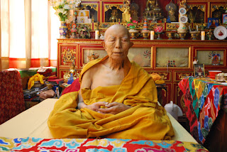 Tenga Rimpoche sitting in meditation after parinirvana