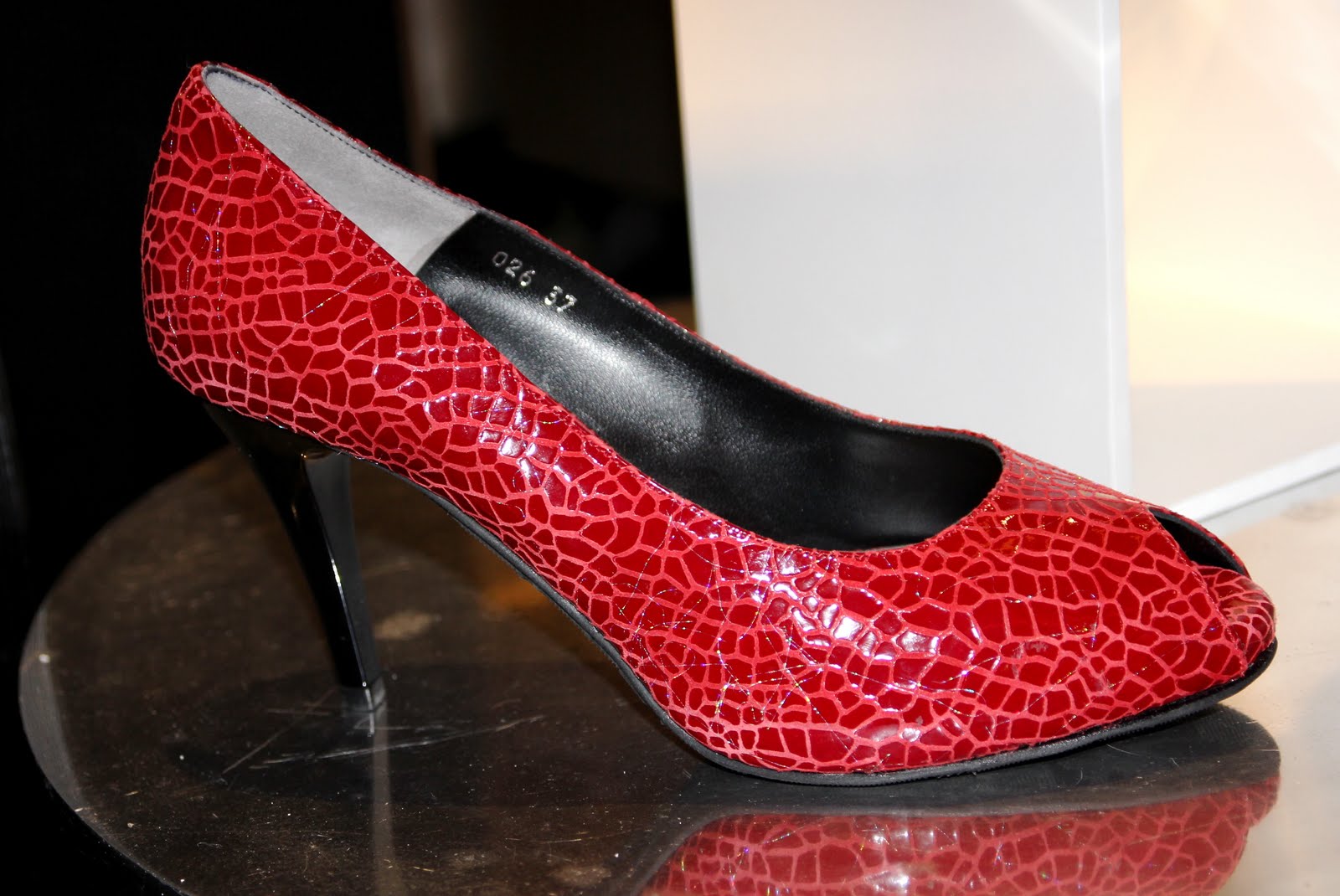 ron white all day heels