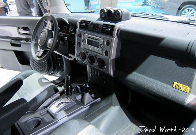 jeep fj cruiser interior, 2013, 2014, vehicle