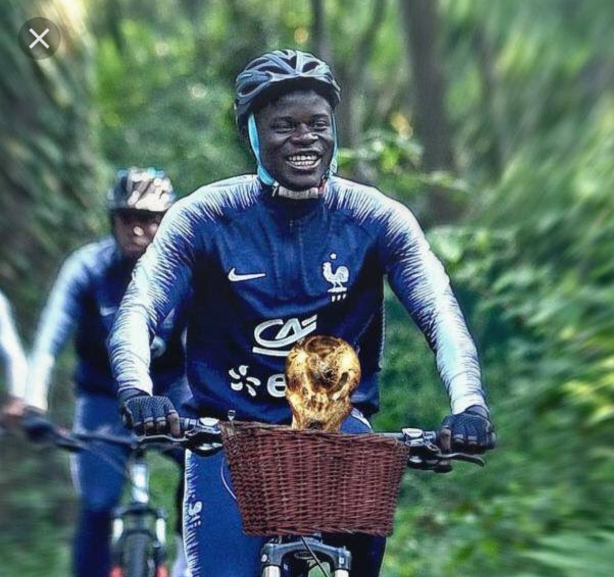 N'Golo Kante To Stay At Chelsea Following PSG Speculations ...