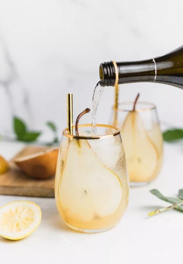 PEAR AND GINGER SPARKLERS PEAR AND GINGER SPARKLERS