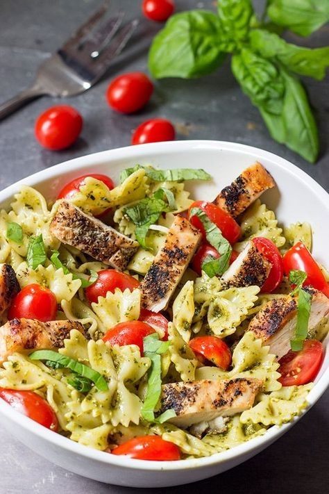 Pesto Pasta With Grilled Chicken