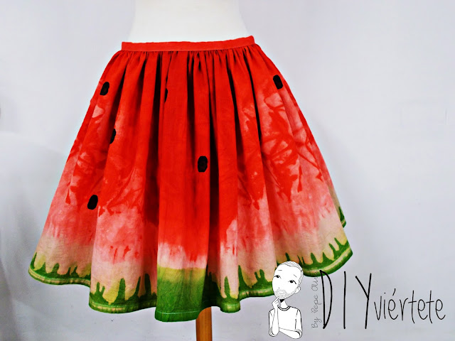 DIY-tintes iberia-teñir-rojo-verde-verano-fruta-sandía-estampado-melón-watermelon-falda-pepefalda-newlook-99999