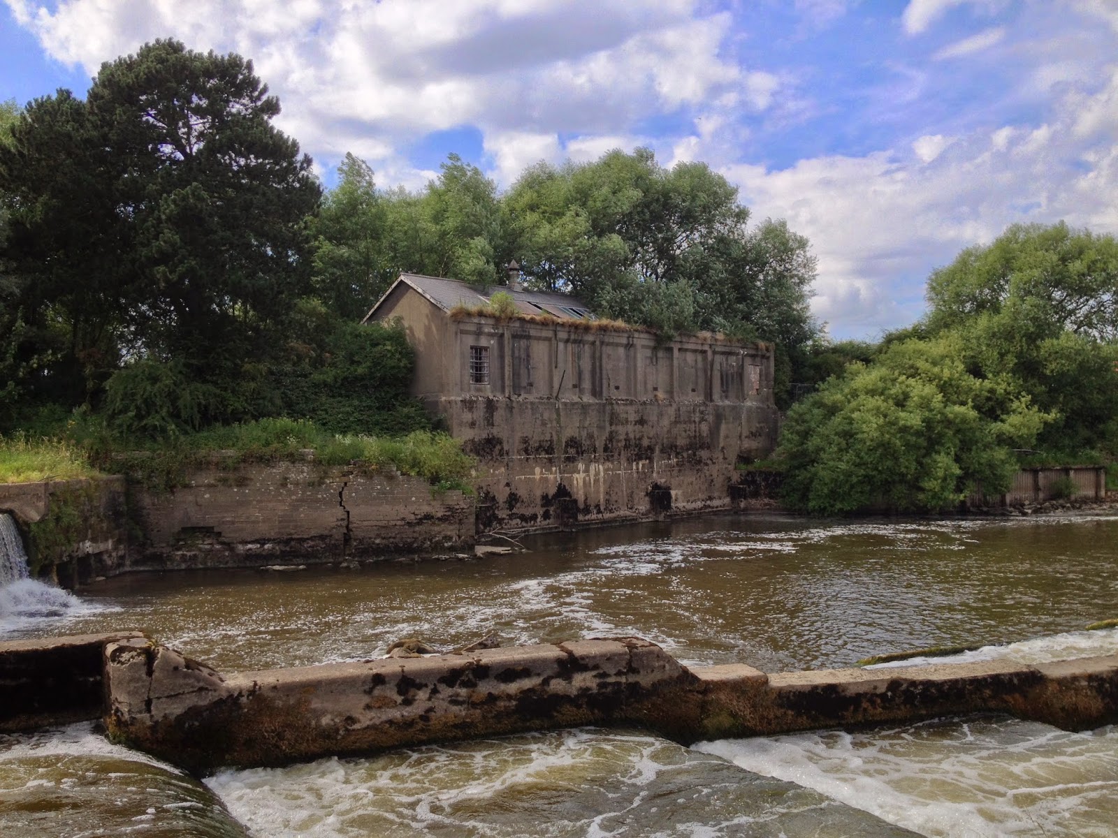 Richard Gray's Paintings: Linton Lock Old Mill